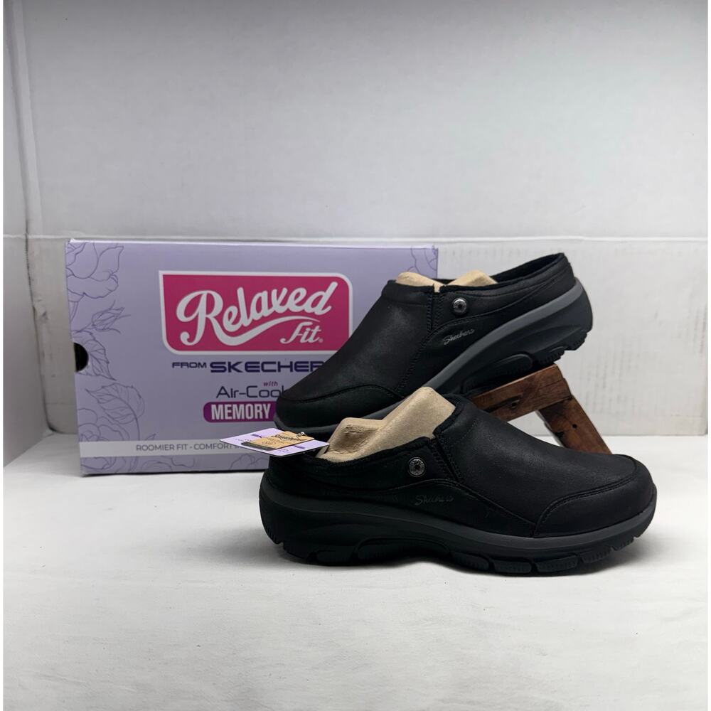 Skechers Easy Going Latte 2 scotchgard women’s Size 7 Black relaxed fit  NEW